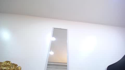 moxa hot online show from 01-15-25, 02:06