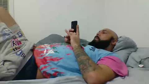 Mr8 online show from 12-29-24, 04:48