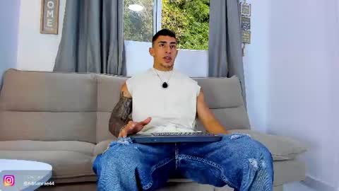    online show from 07-18-26, 09:29