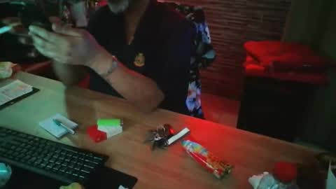 Snapshot of mr_amman chatting on 09-09-25, 09:14 JUST FOR GIRLS online show from 09-09-25, 09:14