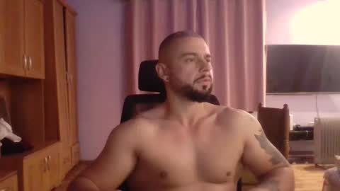 JohnKate online show from 10-05-25, 01:04