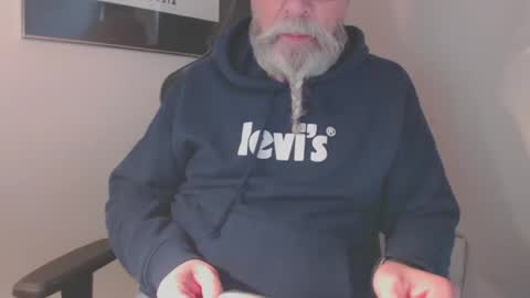 Snapshot of mr_boombastic2021 chatting on 01-24-25, 10:43 mr_boombastic2021 online show from 01-24-25, 10:43