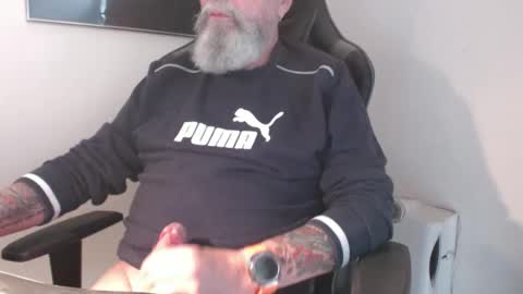 Snapshot of mr_boombastic2021 chatting on 09-19-25, 09:43 mr_boombastic2021 online show from 09-19-25, 09:43