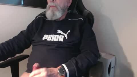 mr_boombastic2021 online show from 11-22-25, 11:53