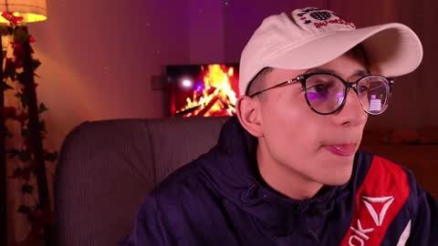 Mr Evans online show from 12-15-24, 01:43