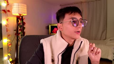 Mr Evans online show from 02-04-25, 02:53