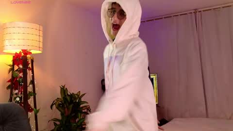 Mr Evans online show from 02-27-25, 02:21