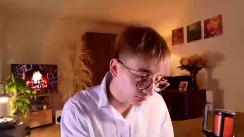 Mr Evans online show from 09-12-25, 01:22