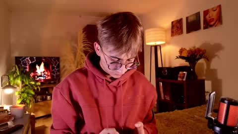 Mr Evans online show from 09-14-25, 03:55