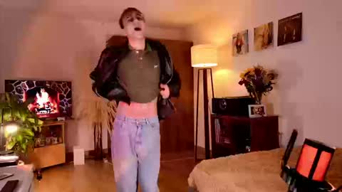 Mr Evans online show from 09-22-25, 04:09