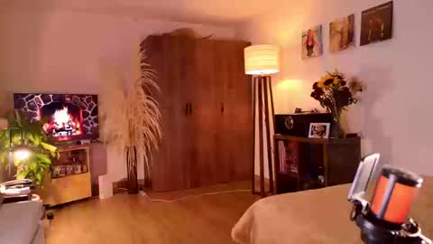 Mr Evans online show from 09-23-25, 04:21