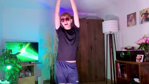 Mr Evans online show from 10-02-25, 05:20