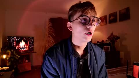 Mr Evans online show from 10-14-25, 04:19