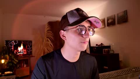 Mr Evans online show from 10-16-25, 01:12