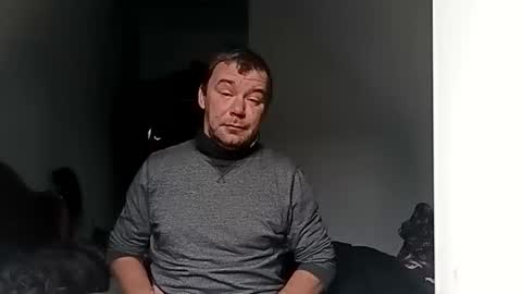 mr_i_ online show from 02-02-25, 08:24