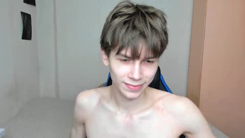 Makentoshi online show from 12-24-24, 04:08