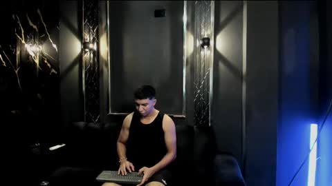 Snapshot of mr_maximo chatting on 09-15-25, 05:07 mr_maximo online show from 09-15-25, 05:07