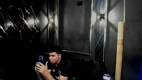 mr_maximo online show from 11-13-25, 04:22