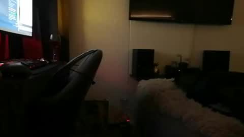 Dannys online show from 12-04-24, 01:25