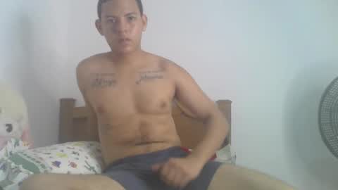 mr_sharkmaster777 online show from 01-04-25, 05:37