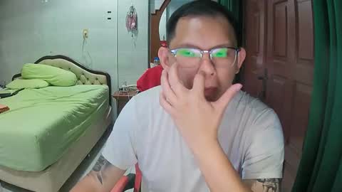 Snapshot of mr_thick89 chatting on 11-01-25, 05:59 mr_thick89 online show from 11-01-25, 05:59