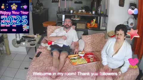 Snapshot of mrandmrsswetness84 chatting on 01-23-25, 08:56 MrAndMrsSwetness84 online show from 01-23-25, 08:56