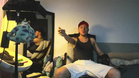 Snapshot of mrandrey23 chatting on 09-29-25, 01:49 mrandrey23 online show from 09-29-25, 01:49