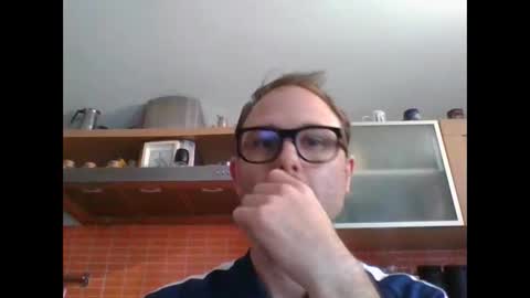 mravocado6 online show from 09-26-25, 12:09