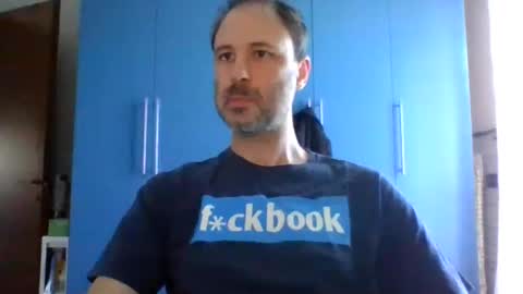 Snapshot of mravocado6 chatting on 06-12-26, 11:53 mravocado6 online show from 06-12-26, 11:53