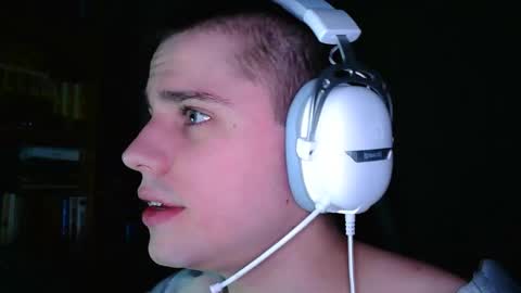 Snapshot of mrbepsik chatting on 02-12-26, 12:16 Mr Roman online show from 02-12-26, 12:16