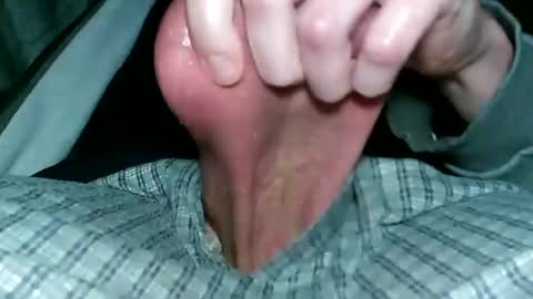 Snapshot of mrbigd1988 chatting on 02-18-25, 01:32 mrbigd1988 online show from 02-18-25, 01:32