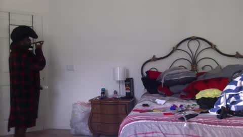 MrBigDThomas online show from 10-09-25, 02:15