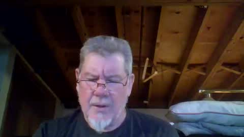Snapshot of mrblade666 chatting on 06-02-26, 09:28 mrblade666 online show from 06-02-26, 09:28