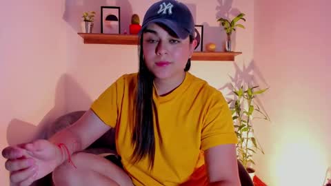 Snapshot of mrbuu_ chatting on 01-29-25, 03:12 Laura online show from 01-29-25, 03:12