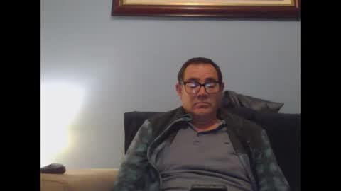 Snapshot of mrcaruso chatting on 12-04-25, 04:48 Mrcaruso online show from 12-04-25, 04:48