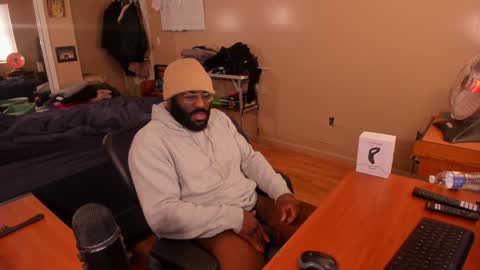 Snapshot of mrchuckdailyxxx chatting on 12-23-24, 01:24 Chuck Daily online show from 12-23-24, 01:24