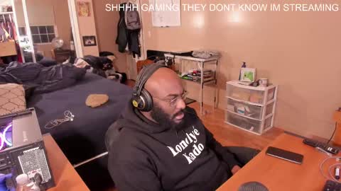 Snapshot of mrchuckdailyxxx chatting on 02-11-25, 11:22 Chuck Daily online show from 02-11-25, 11:22