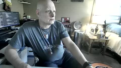 Snapshot of mrclean_55 chatting on 11-06-25, 04:30 MrClean55 online show from 11-06-25, 04:30