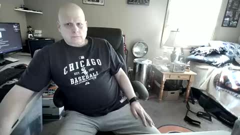 Snapshot of mrclean_55 chatting on 02-27-26, 04:07 MrClean55 online show from 02-27-26, 04:07