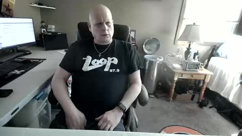 Snapshot of mrclean_55 chatting on 03-19-26, 04:11 MrClean55 online show from 03-19-26, 04:11