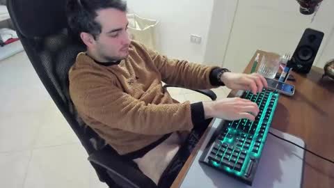 Snapshot of mrclean_97 chatting on 01-12-25, 02:09 GoodBoy online show from 01-12-25, 02:09