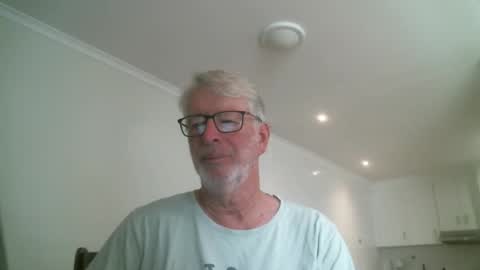 Snapshot of mrcreek1531 chatting on 05-16-26, 02:19 mrcreek1531 online show from 05-16-26, 02:19