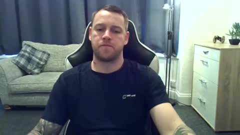 Snapshot of mrengland86566 chatting on 02-24-26, 09:18 mrengland86566 online show from 02-24-26, 09:18