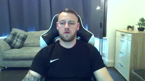 Snapshot of mrengland86566 chatting on 03-07-26, 09:50 mrengland86566 online show from 03-07-26, 09:50