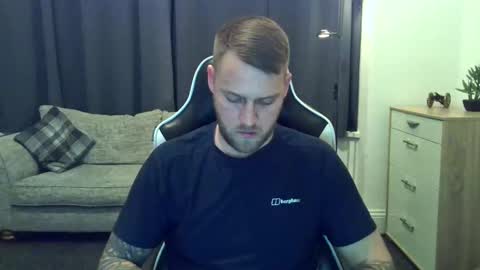 Snapshot of mrengland86566 chatting on 03-09-26, 08:24 mrengland86566 online show from 03-09-26, 08:24