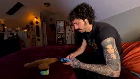 Snapshot of mrfanceypants chatting on 01-07-26, 04:37 mrfanceypants online show from 01-07-26, 04:37