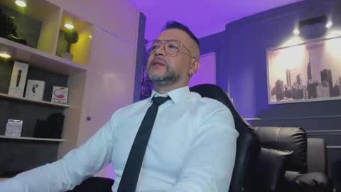 MrFrank. online show from 12-19-25, 11:17