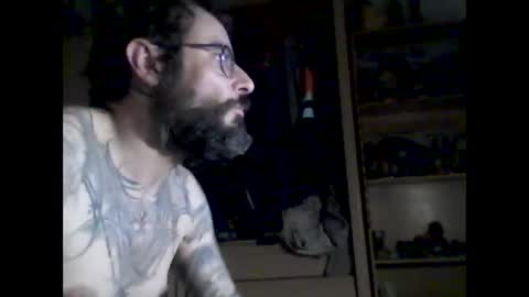 mrfumao online show from 12-20-25, 03:02