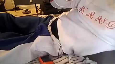 Snapshot of mrj1979 chatting on 03-01-25, 06:21 mrj1979 online show from 03-01-25, 06:21