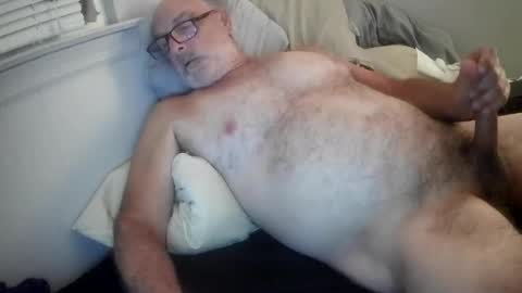 Snapshot of mrjames59 chatting on 09-28-25, 08:09 mrjames59 online show from 09-28-25, 08:09